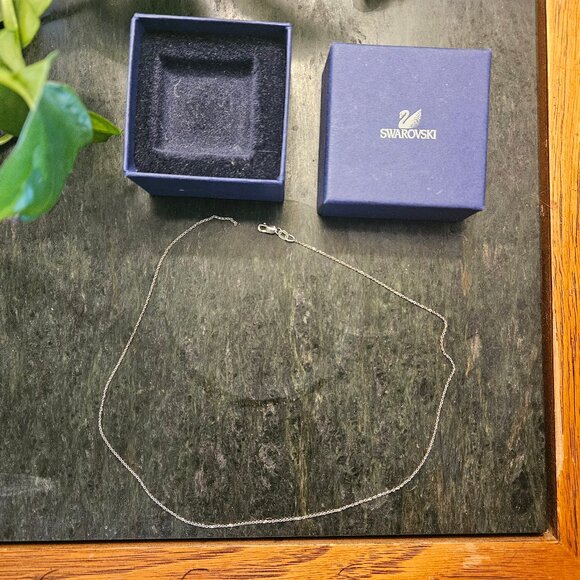 14K white gold chain, 17 in, missing part of clasp - Picture 1 of 2